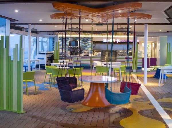 RCI Spectrum of the Seas - Splashaway Cafe.jpg